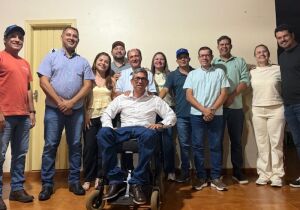 Zé Teixeira se reúne com bancada de vereadores