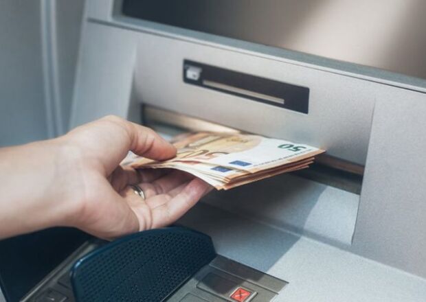 Salário mínimo terá aumento de 120 reais 