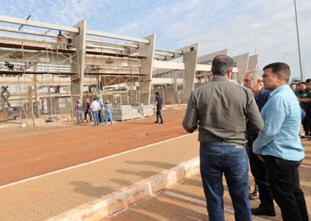 Até prefeito se surpeende com evolução de obras