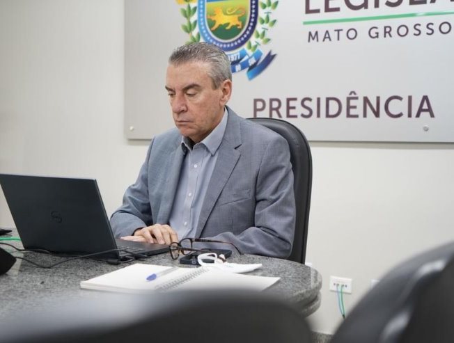 Presidente da Assembleia participou de reunião online para criação de Frente