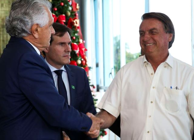Caiado, com Bolsonaro: opção do Centrão para presidente