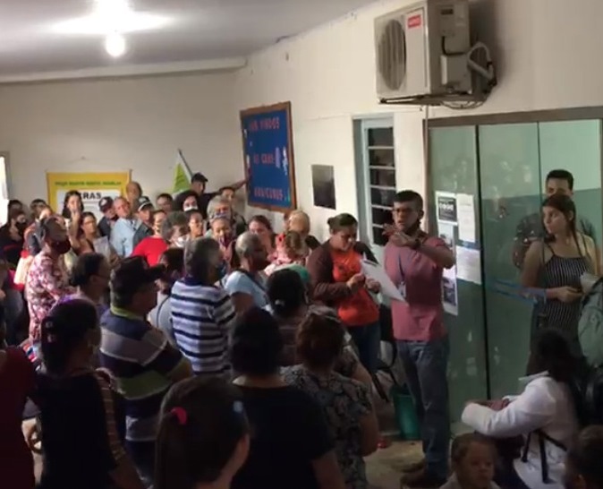 Com senhas reduzidas, busca pelo CadÚnico gera tumulto em Cras