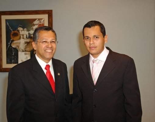 O advogado Gianncarlo com o pai, José Carlos Manhabusco