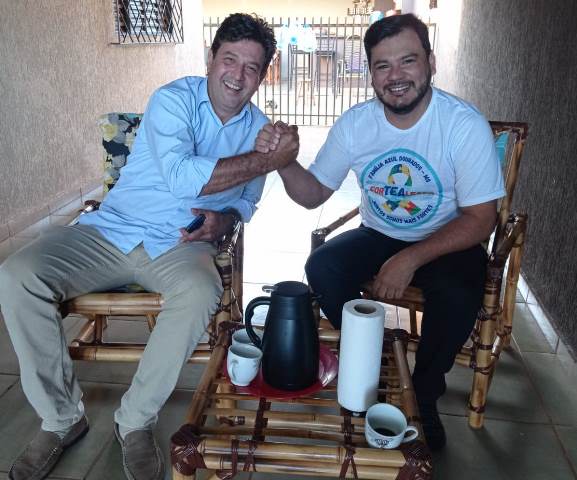 Mandetta tomou café na varanda da casa do vereador Marcelo Mourão
