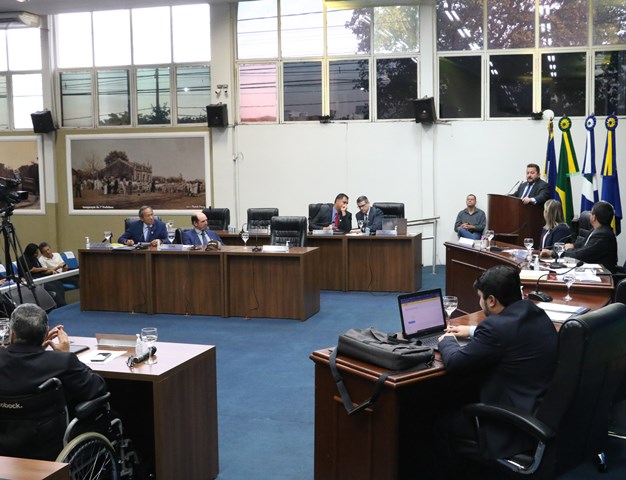 Vereador Laudir Munaretto usa a tribuna na volta aos trabalhos