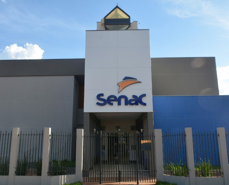 Senac oferece formação em cursos nas áreas de TI, saúde e gastronomia