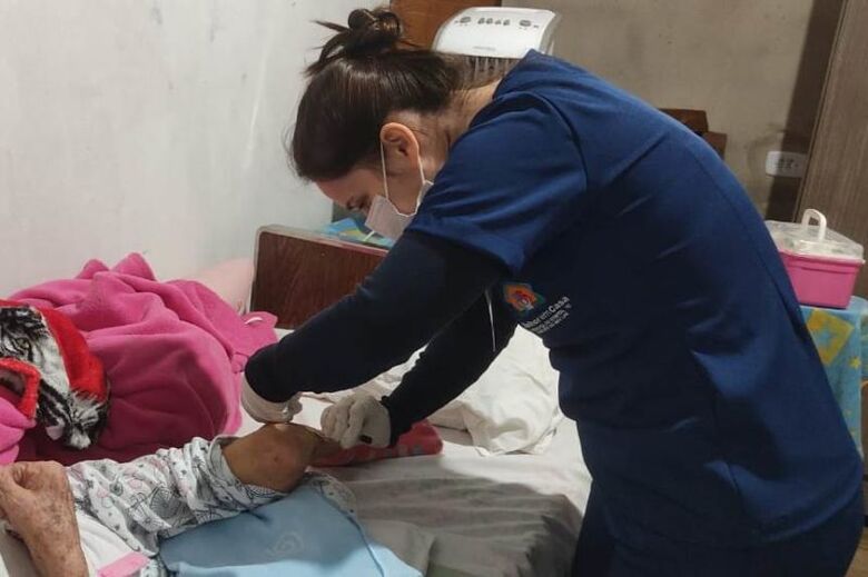 Atendimento é feito na casa do paciente de acordo com a necessidade