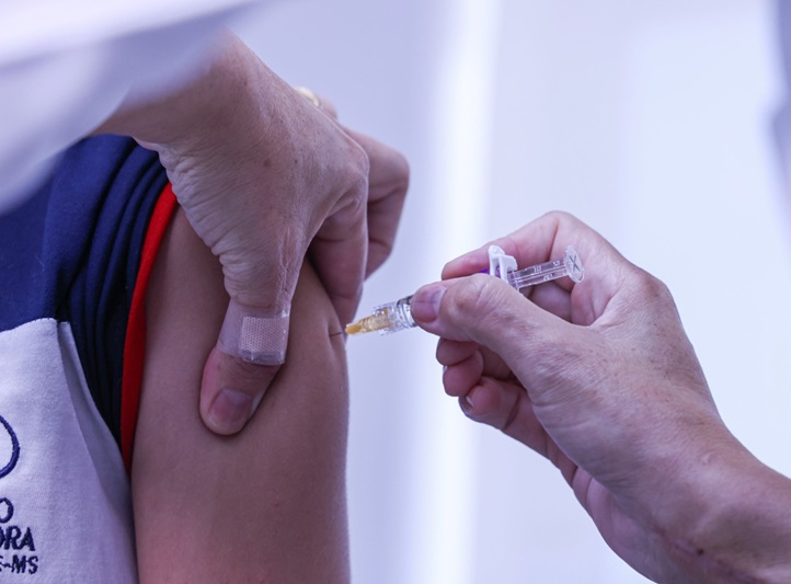 Vacinação contra a gripe começa por Campo Grande