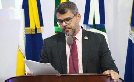 Mauricio Lemes encaminhou diversas proposições durante sessão, na Câmara
