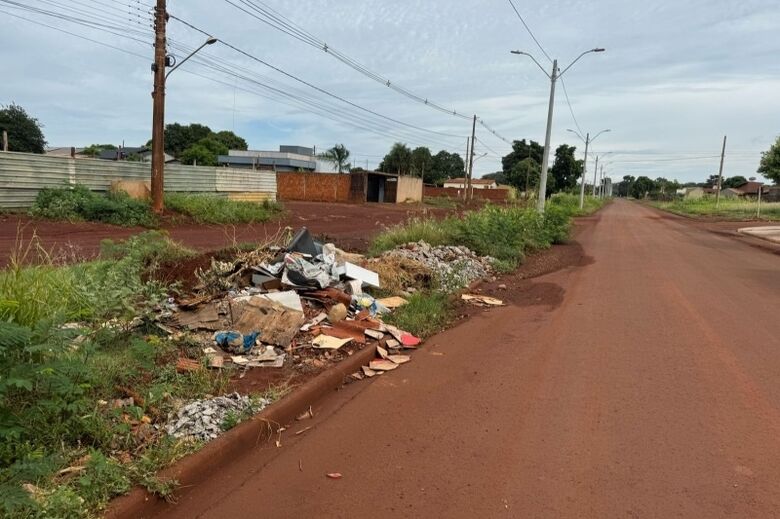 Acúmulo de lixo em via pública será punido com multa