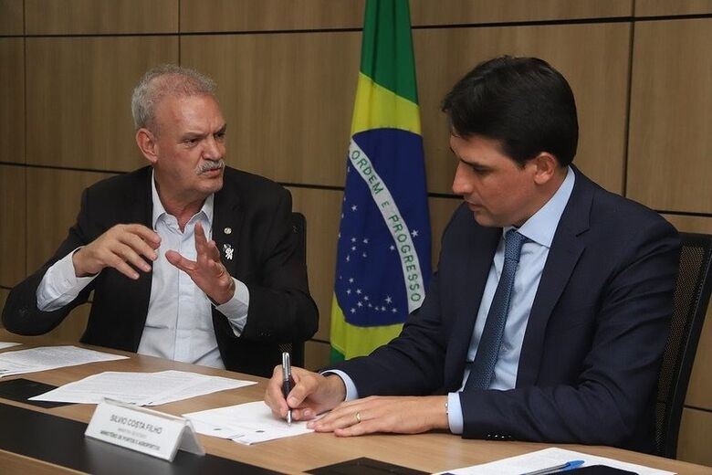 Geraldo Resende, em uma das agendas com ministro Silvio Costa