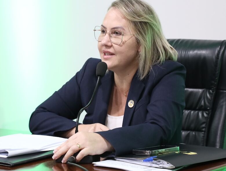Vereadora Liandra, encaminhando solicitações da comunidade