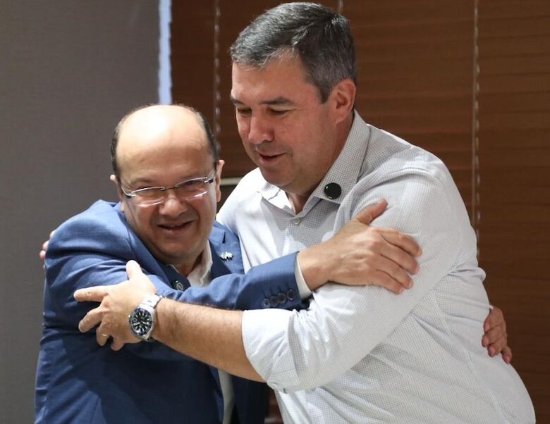 Eduardo Riedel deve repetir chapa com Barbosinha para o segundo mandato