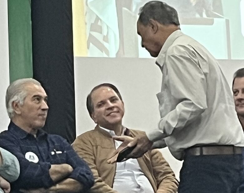 Reinaldo, com deputados Zé Teixeira, Coronel Davi e Renato Câmara