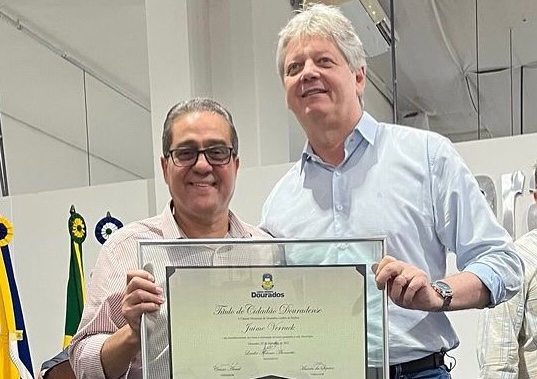 Cemar entregou título de Cidadania a Verruck