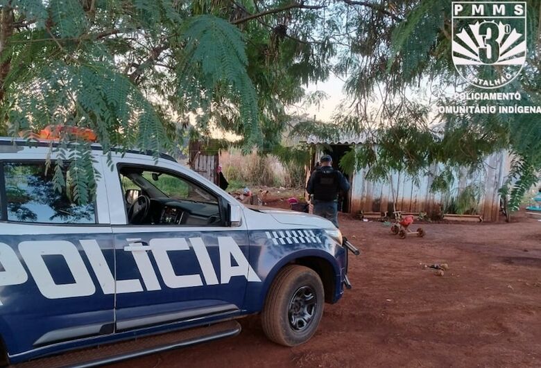 PM atende caso de bebedeira na aldeia