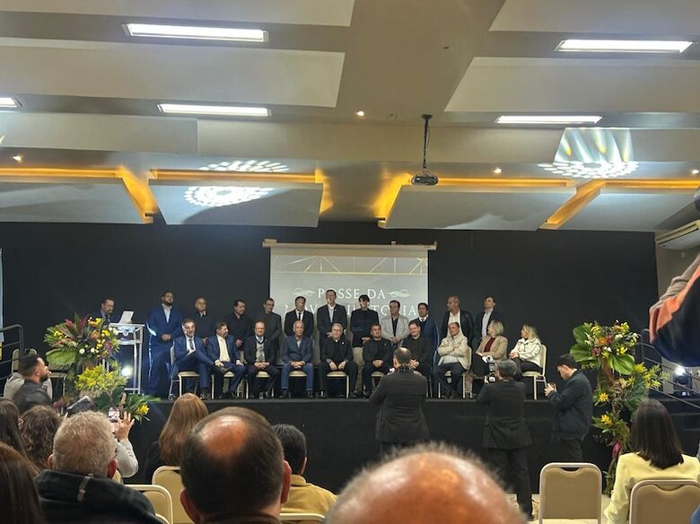 Cerimônia de posse lotou o auditório da Aced