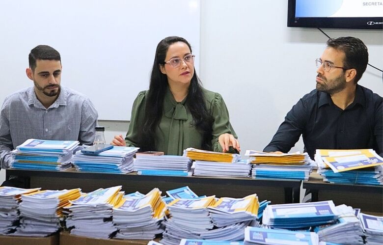 Secretária Suélen Venâncio apresenta o IPTU Digital