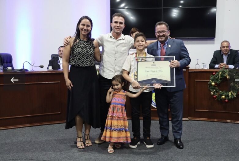 Diploma de Honra ao Mérito Esportivo ao jovem judoca Cauã Araújo de Matos
