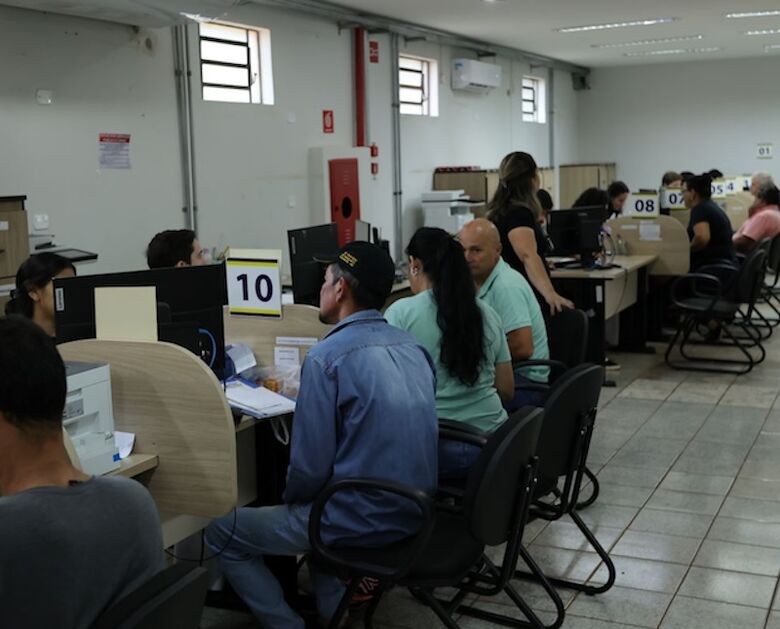 Central cria horário especial de atendimento a casos de IPTU