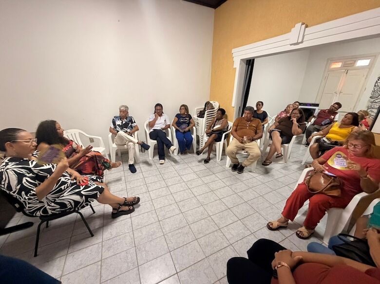 Presidente da Fetems reunida com sindicato de Corumbá