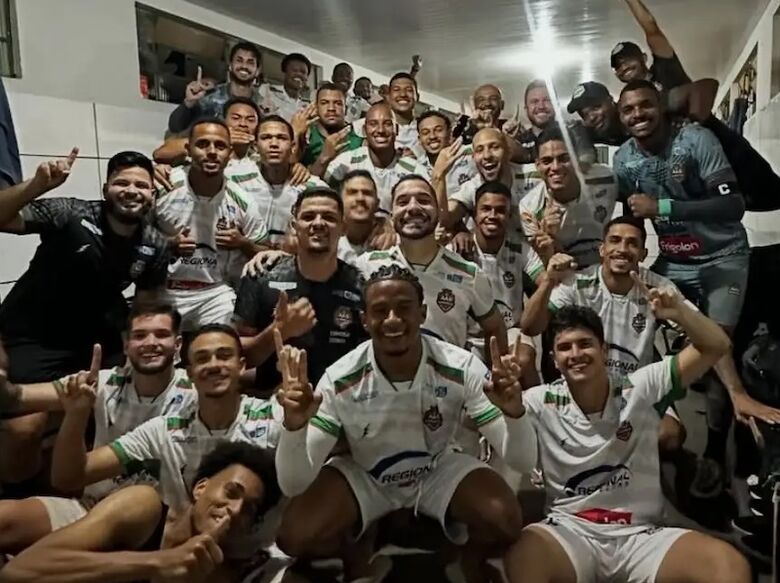 Bataguassu comemora goleada e classificação para final