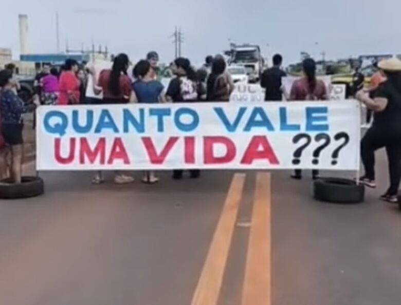 Zé Teixeira encampa luta de moradores do trecho da rodovia