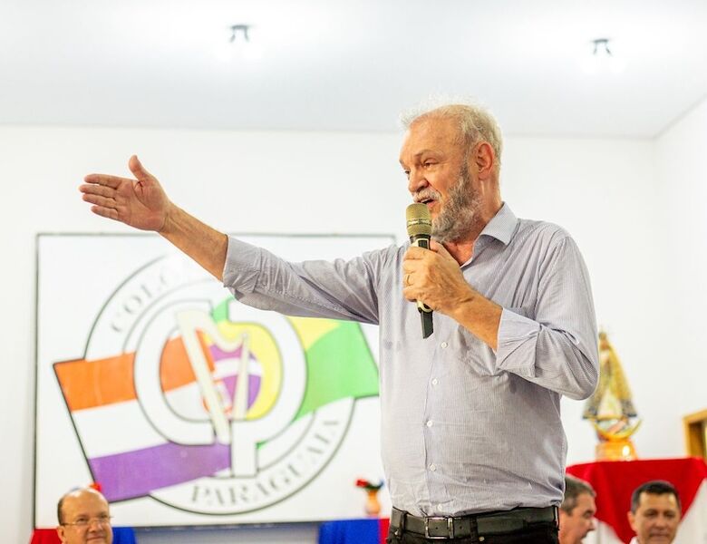 Geraldo obtém de Riedel mais apoio à Casa Paraguaia