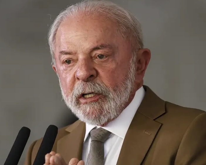 Presidente tenta controlar situação com medida provisória
