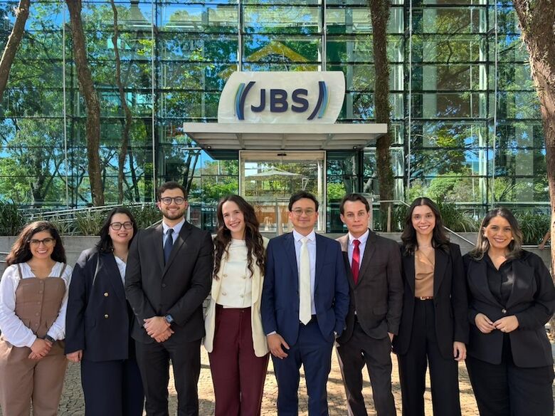JBS vai contratar mais de 250 profissionais no país