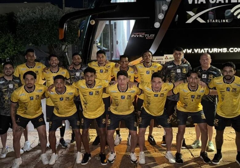 Delegação do JAG viajou quinta-feira à noite para Goiás