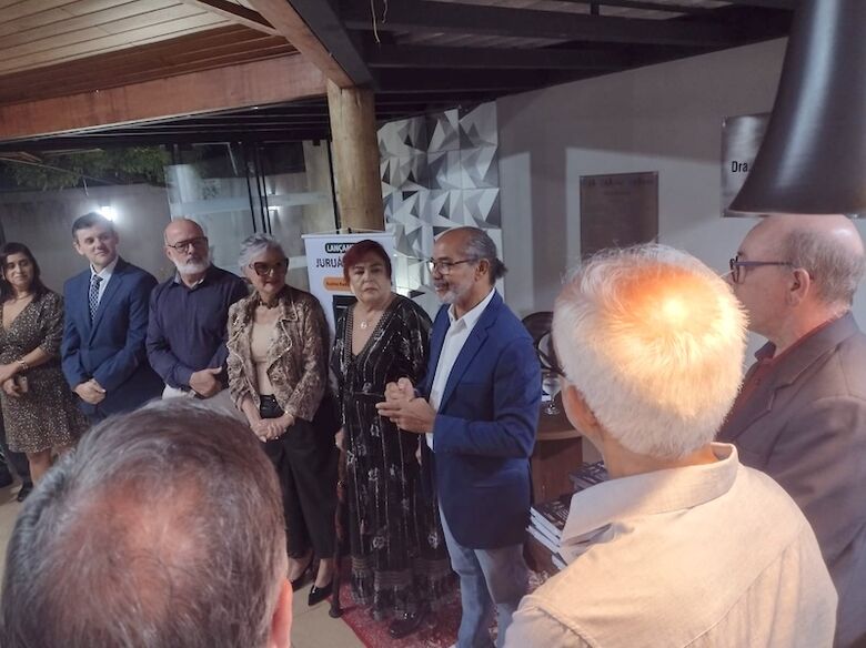 Professor Acelino fala sobre a nova obra em lançamento