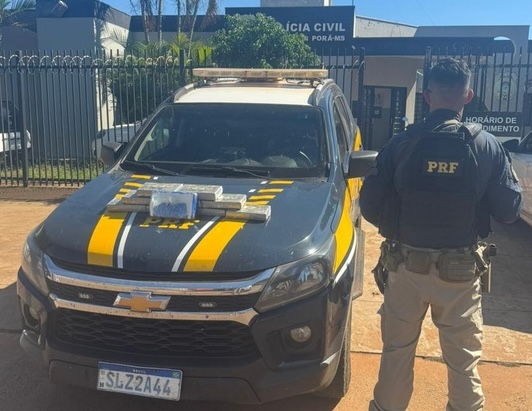 Cocaína apreendida com dupla de moto