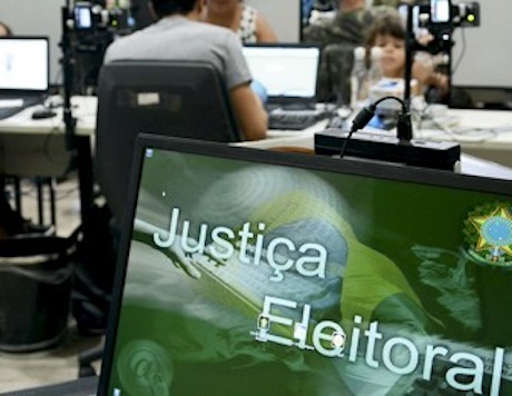 Plantão deste sábado facilita para o eleitor