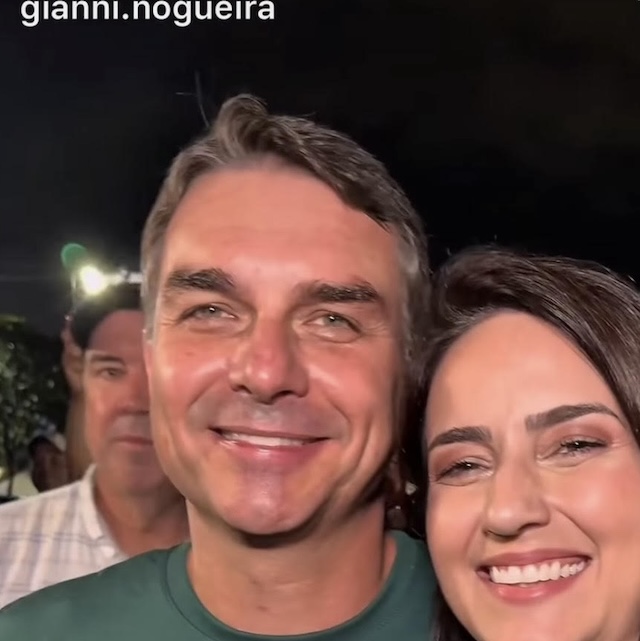 Vice-prefeita 'cola' em Flávio para chegar à Assembleia