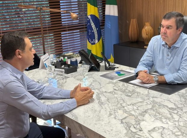 Governador Riedel com o secretário Flávio Cezar