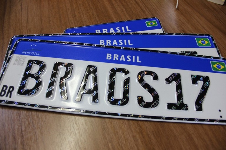 Placa do Mercosoul não garante segurança, diz senador