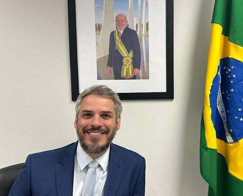 Tiago deixa SPU de olho em vaga na Assembleia 