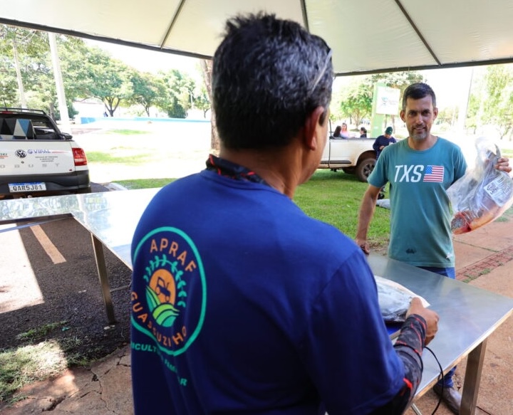 Peixe fresco está sendo vendido na Festa do Parque