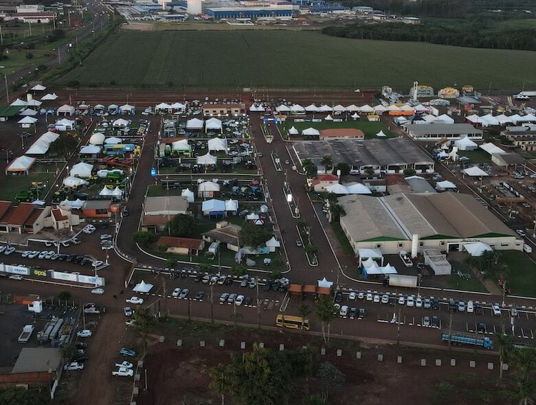 Vista aérea do parque de exposições, palco da Expoagro