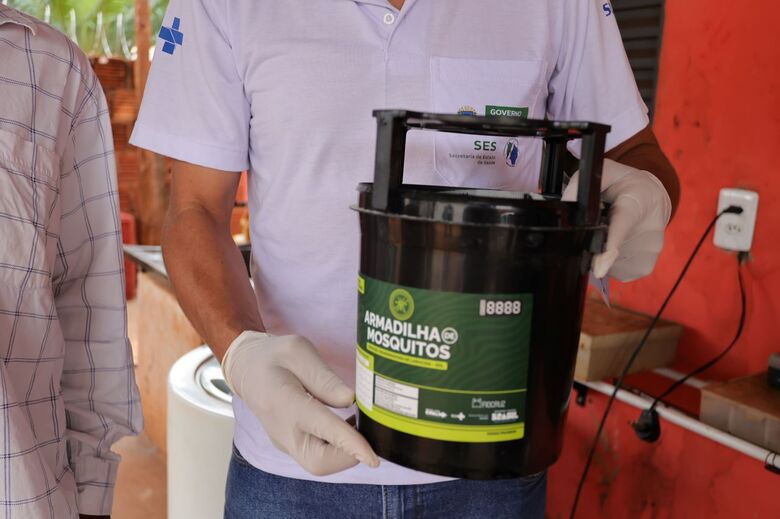 Agentes de combate às endemias de Dourados já instalaram as 1008 Estações Disseminadoras de Larvicida contra o mosquito Aedes aegypti. 