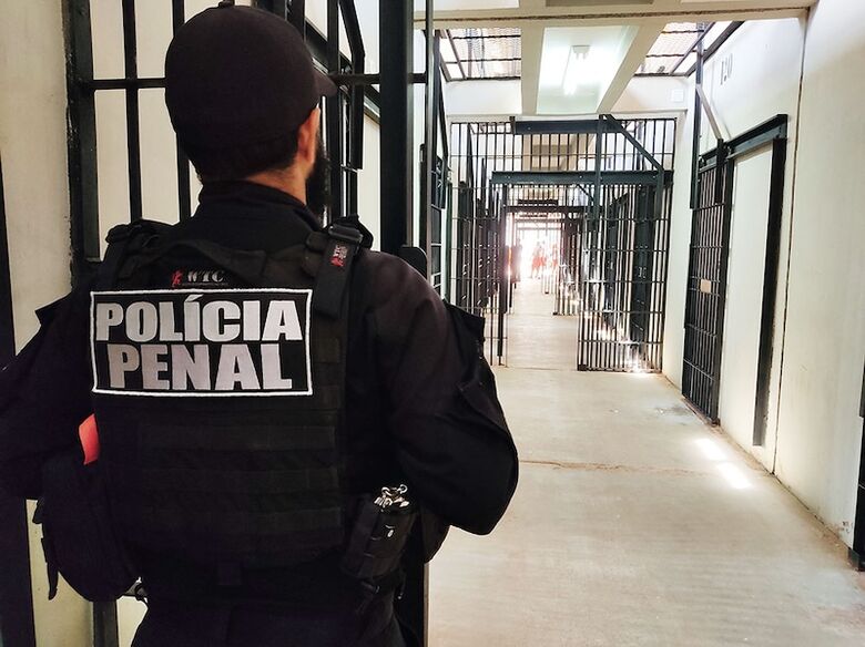 Policiais penas cobram obediência à hierarquia funcional