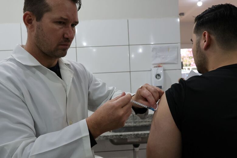 Vacinação contra Influenza estará liberada em todos as UBS de Dourados a partir desta sexta-feira. 