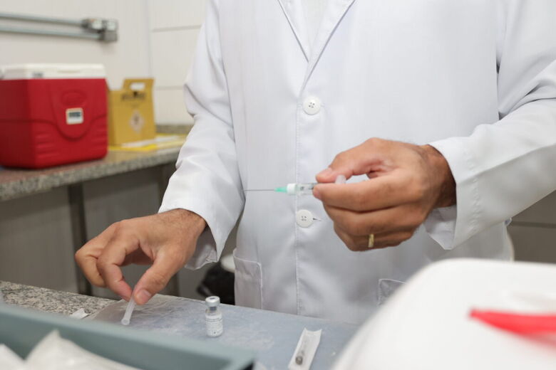 Vacina contra Chikungunya será aplicada em ação conjunta da Prefeitura de Dourados com a UFGD nesta sexta-feira.