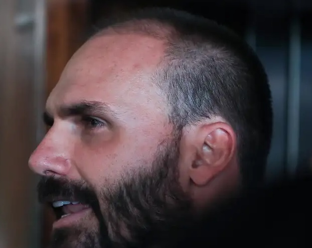 Eduardo Bolsonaro leva placar de 4x0 do STF