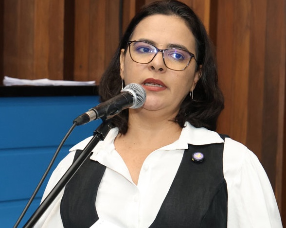 Orçamento 'tímido' para 2027 é contestado por Gleice