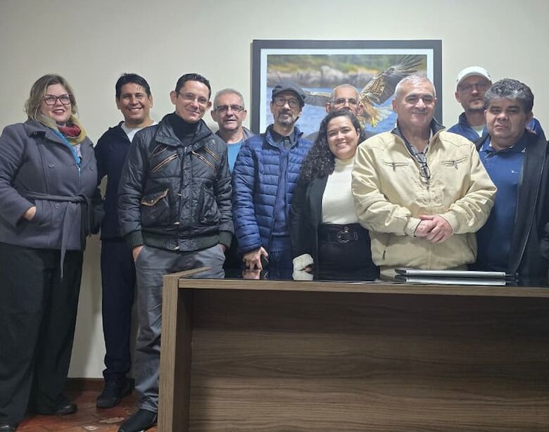 Nova diretoria do Sinjorgran, eleita em Dourados