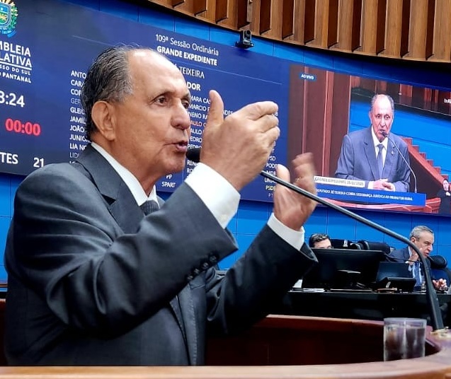 Deputado Zé Teixeira alerta para risco de medidas populistas