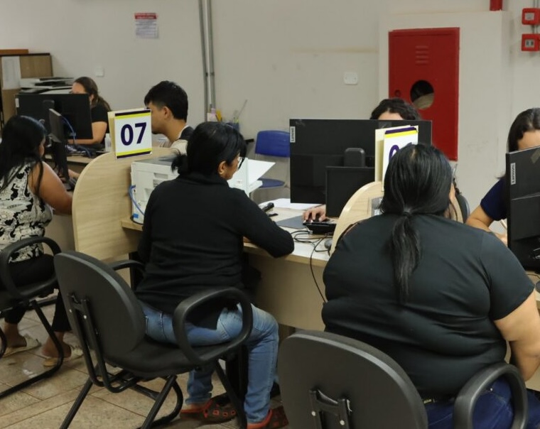 Central recebe contribuintes para negociar débitos