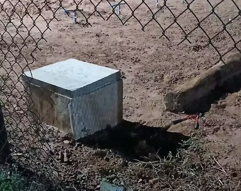 Grade de tela foi serrada para evasão dos fugitivos